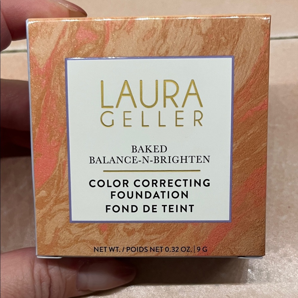 Laura Geller Baked Balance-N-Brighten Foundation - Porcelain